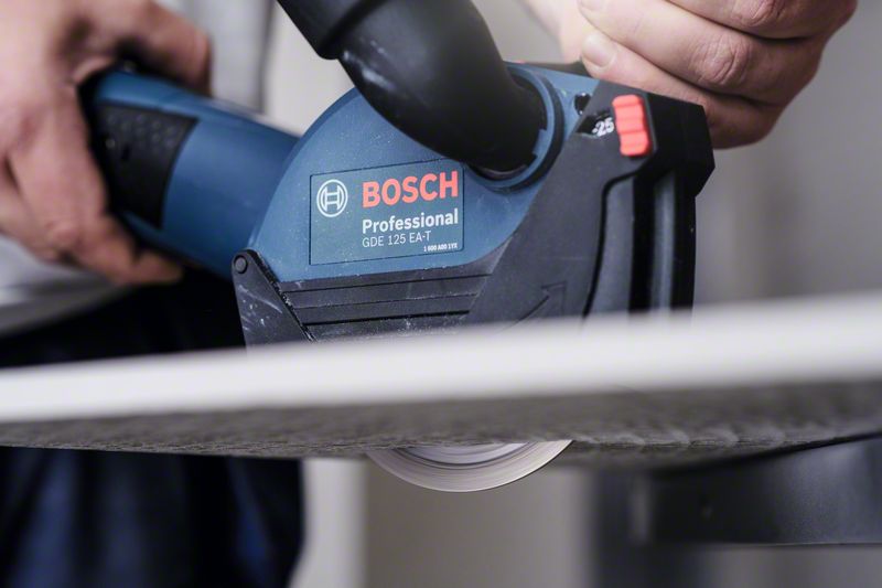 Bosch_eCommerce_XLOCK_Diamond_StandardCeramic_application_closeup.jpg