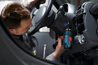 Дрель-шуруповёрт Bosch GSR 12V-15 Professional в кейсе L-boxx с аккумуляторами 0601868109 ( 0.601.868.109) в интернет магазине с доставкой по Москве