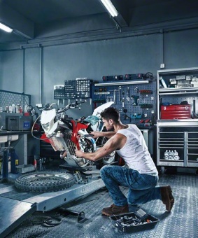 06019H2020 Аккумуляторный шуруповёрт/отвертка Bosch GO Professional набор 0.601.9H2.020 купить