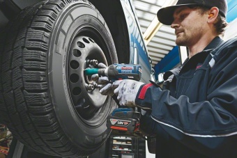 06019D8104 Аккумуляторный ударный гайковёрт Бош  Bosch GDS 18 V-EC 250 0.601.9D8.104 БОШ